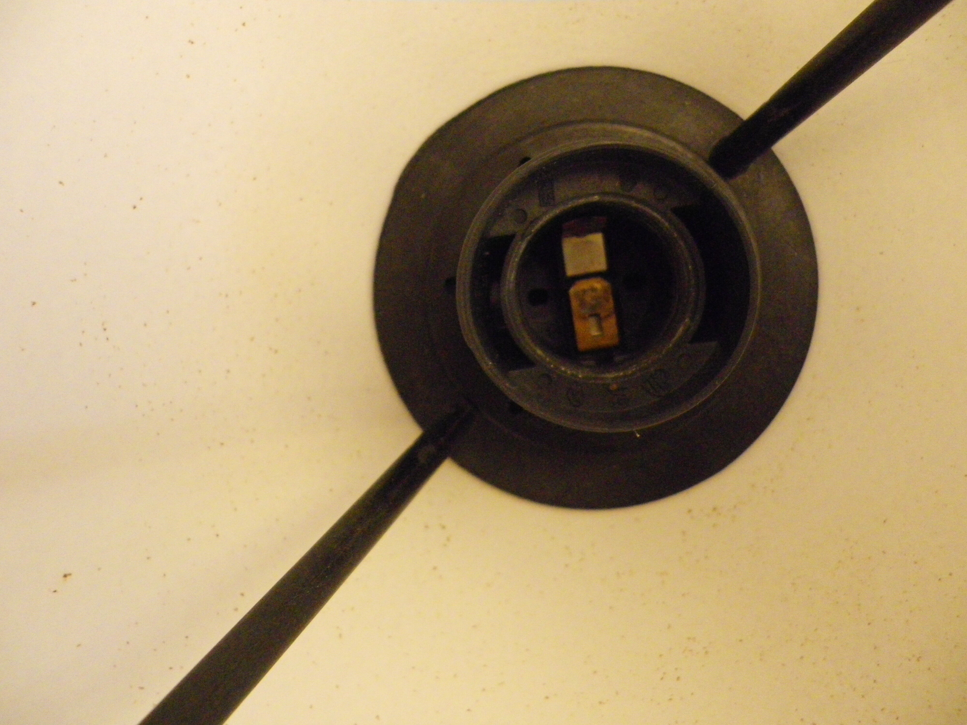 "Up and down" steel enamelled red 1980s hanging