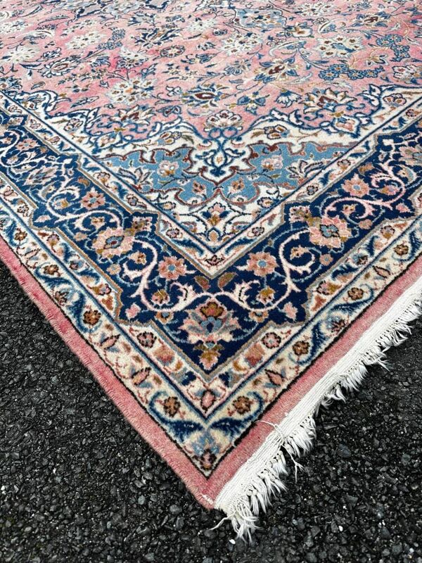 Tapis persan fait main