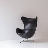Early ‘Egg’ armchair designed by Arne Jacobsen for Fritz Hansen, Denmark 1958.