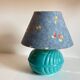Lampe boule en céramique bleue vintage