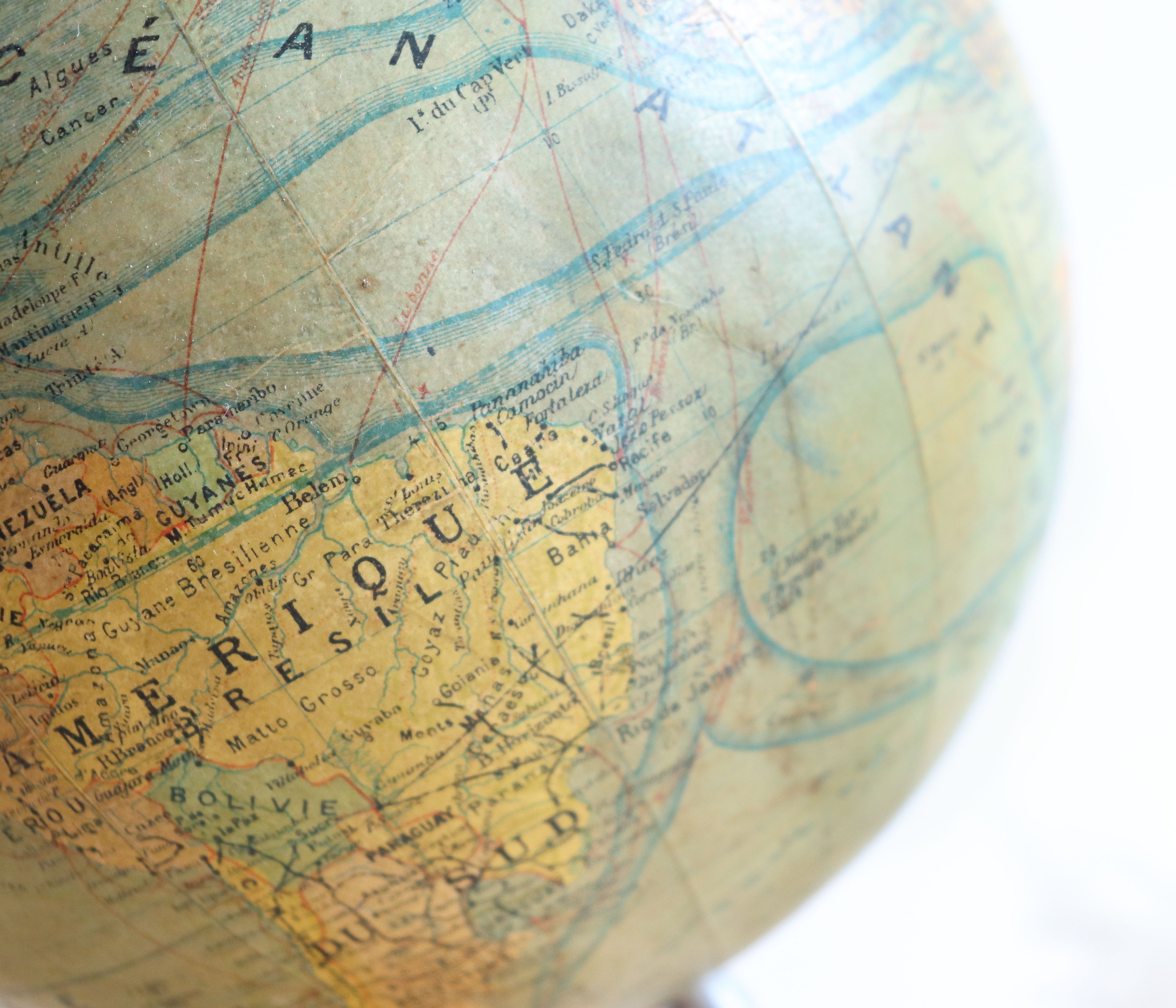 Globe world map J. Forest for Girard Barrère and Thomas on wooden base, 50s