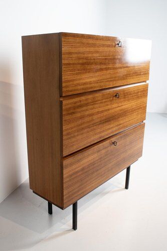 Chest of Drawers in Teak
