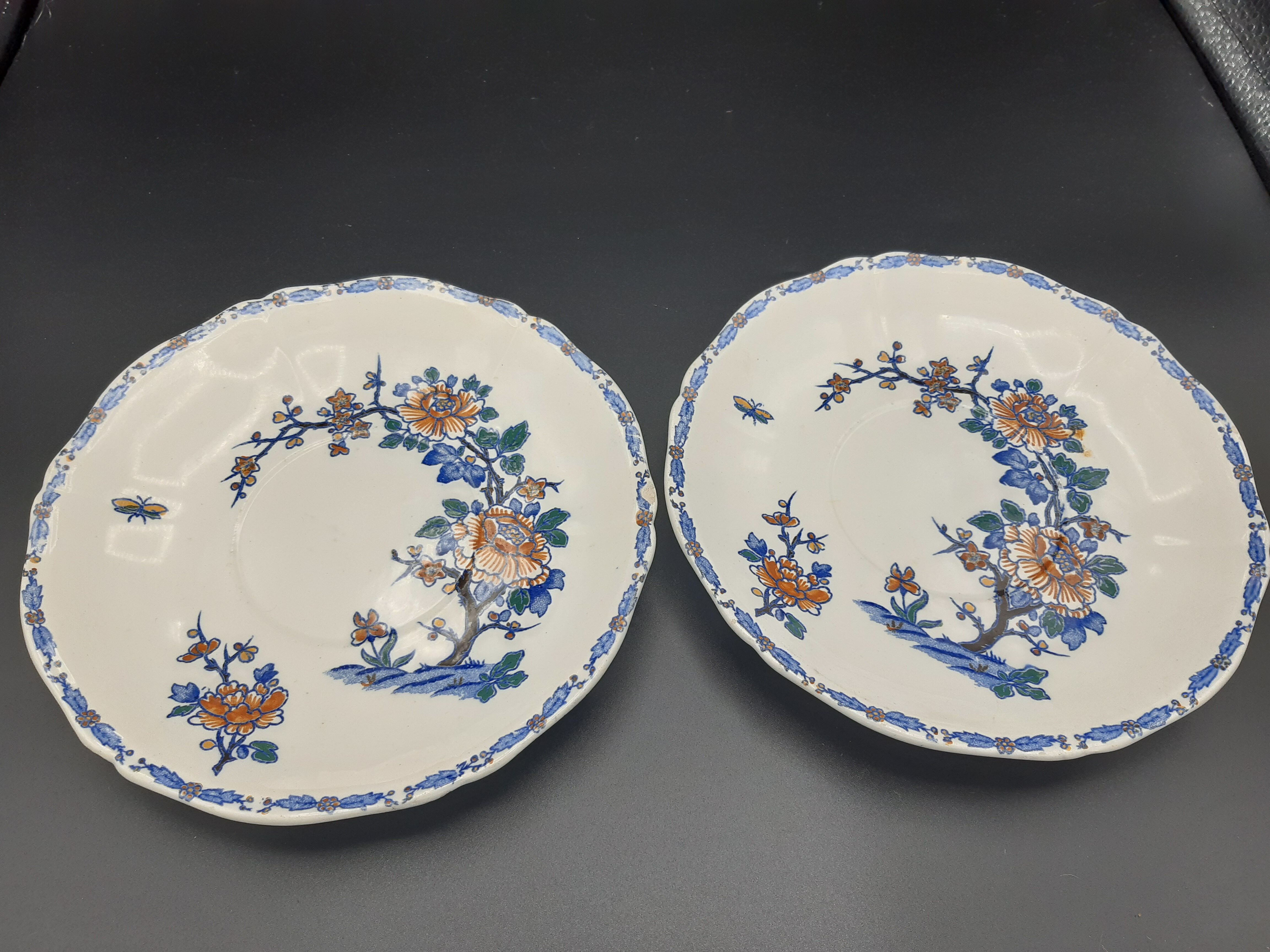 2 earthenware plates from Gien