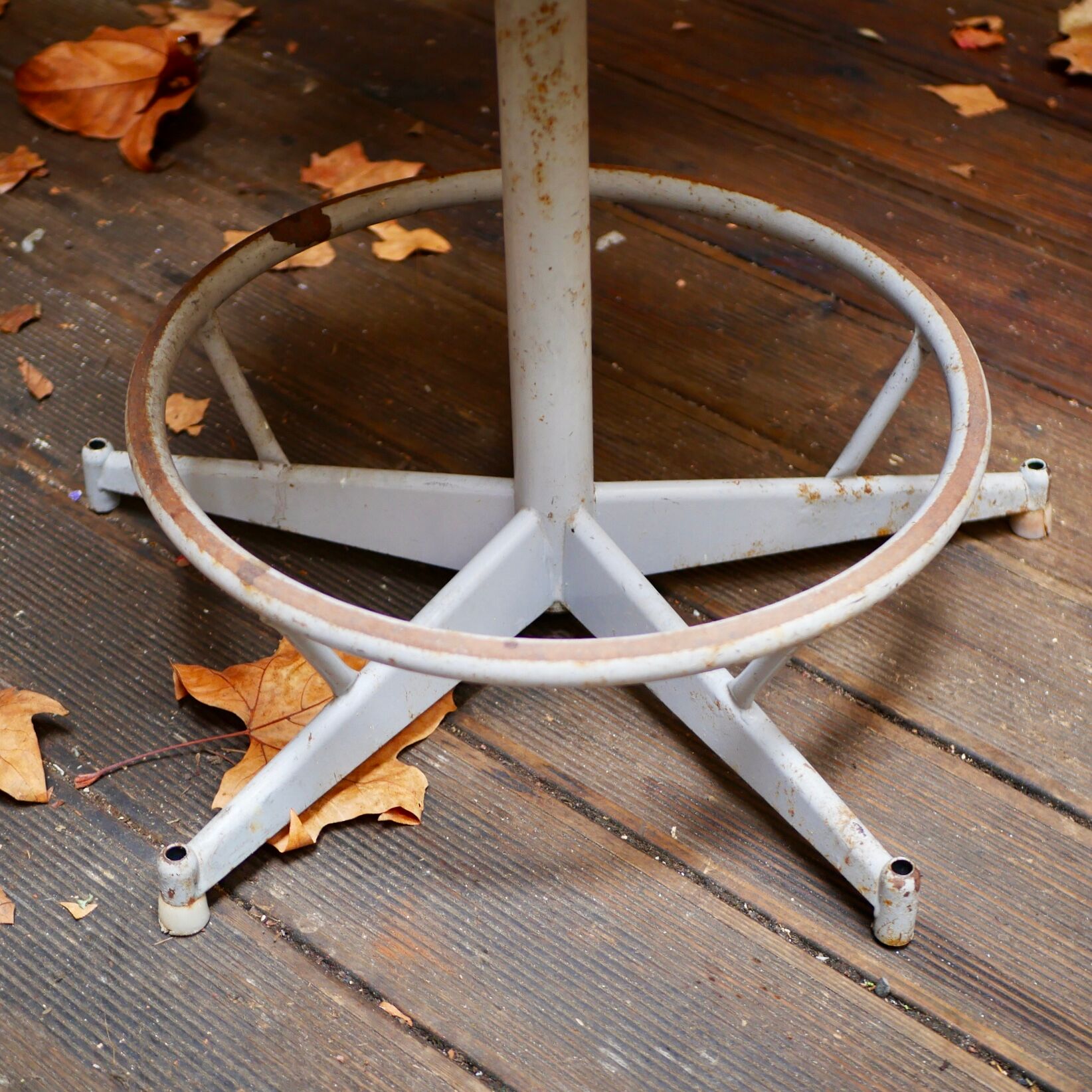 Industrial swivel chair