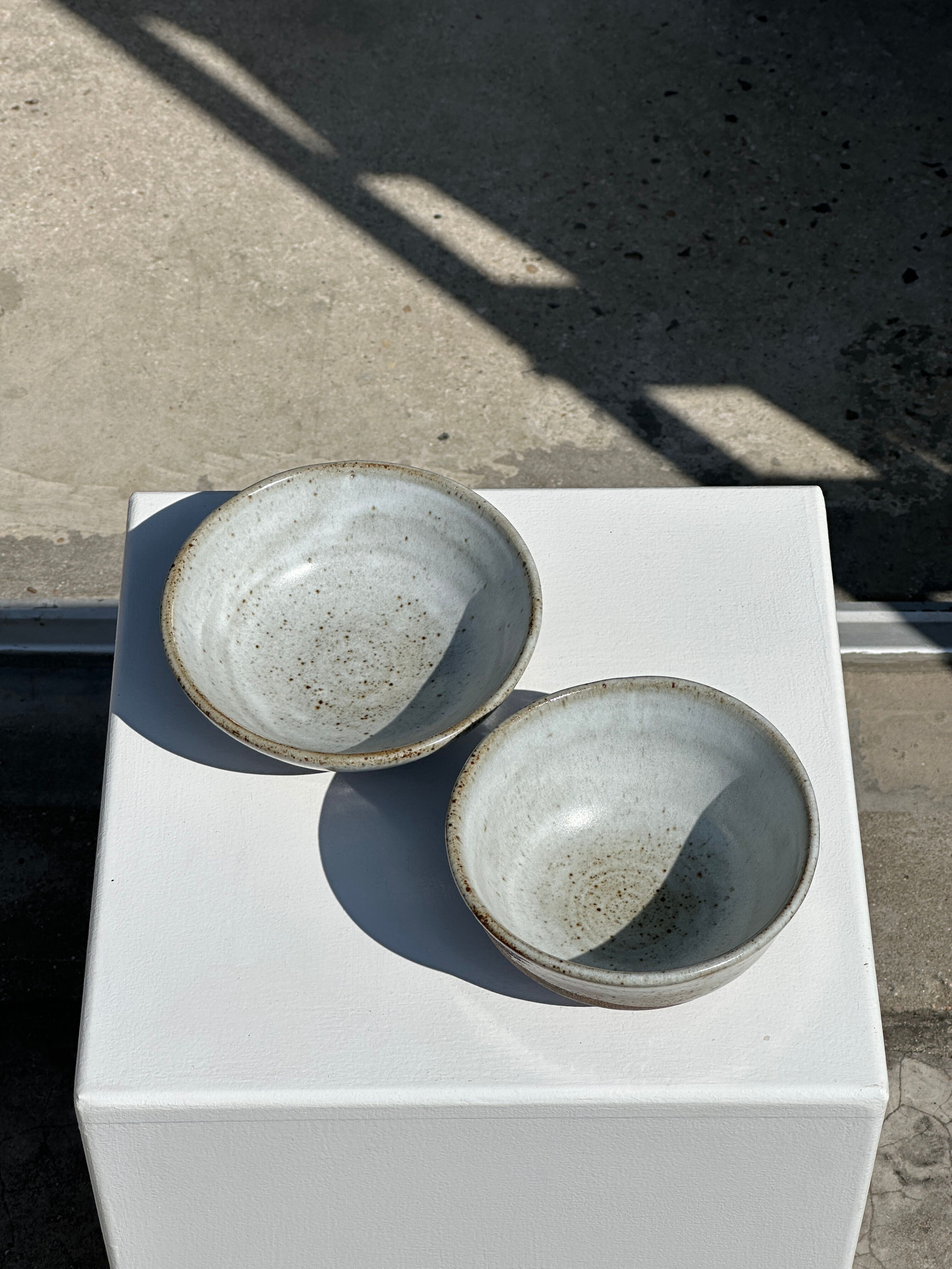 Duo of small brown bowls and speckled glazed ceramic (1top + 1bottom)