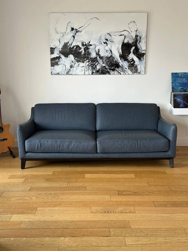 Canapé Roche Bobois bleu en cuir