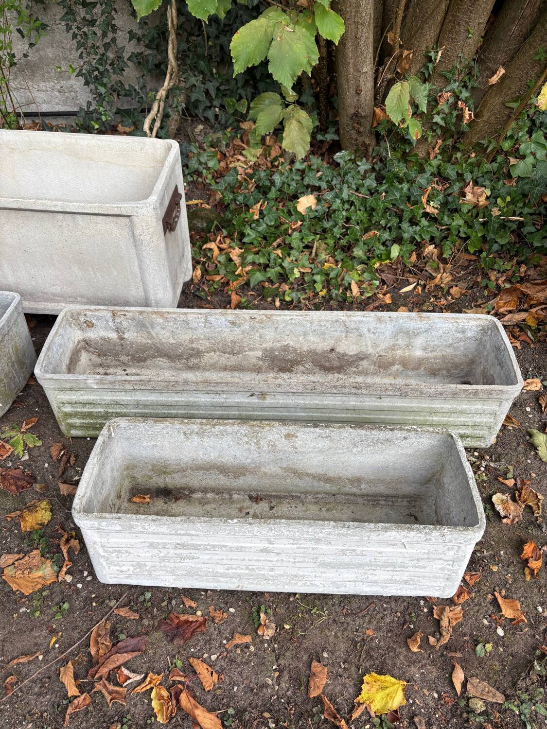 Set of 4 fibreglass planters by Willy Guhl