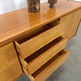 Mid-century notenhout fineer dressoir met 3 lades