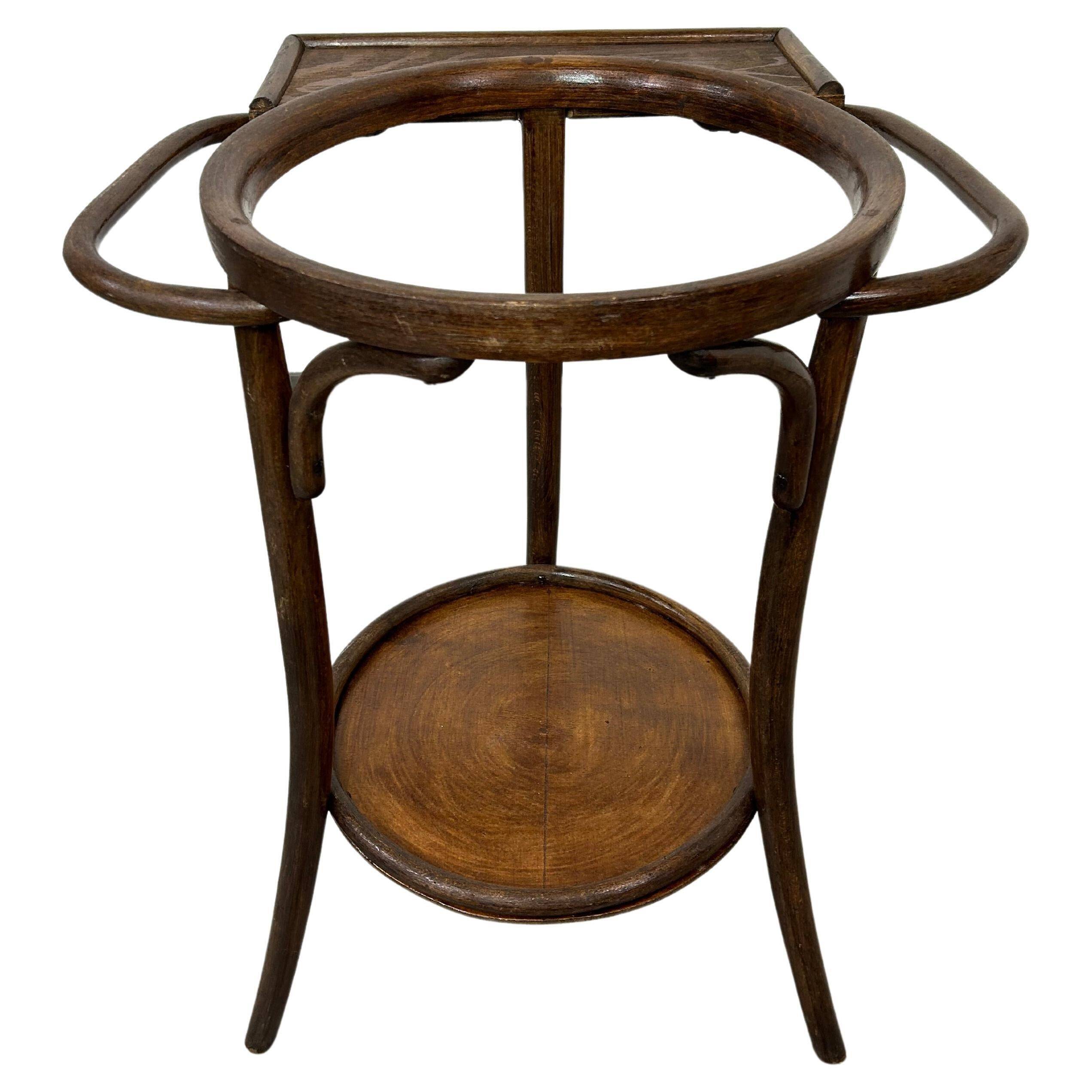 Laundry Thonet no.2