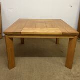 Table à manger extensible en orme massif par la Maison Regain