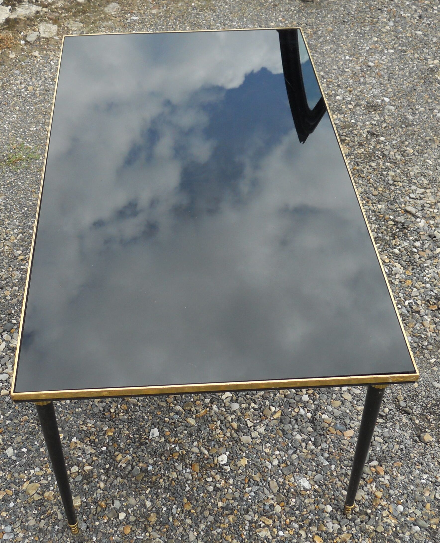 Coffee table lounge in bronze dore and on glass