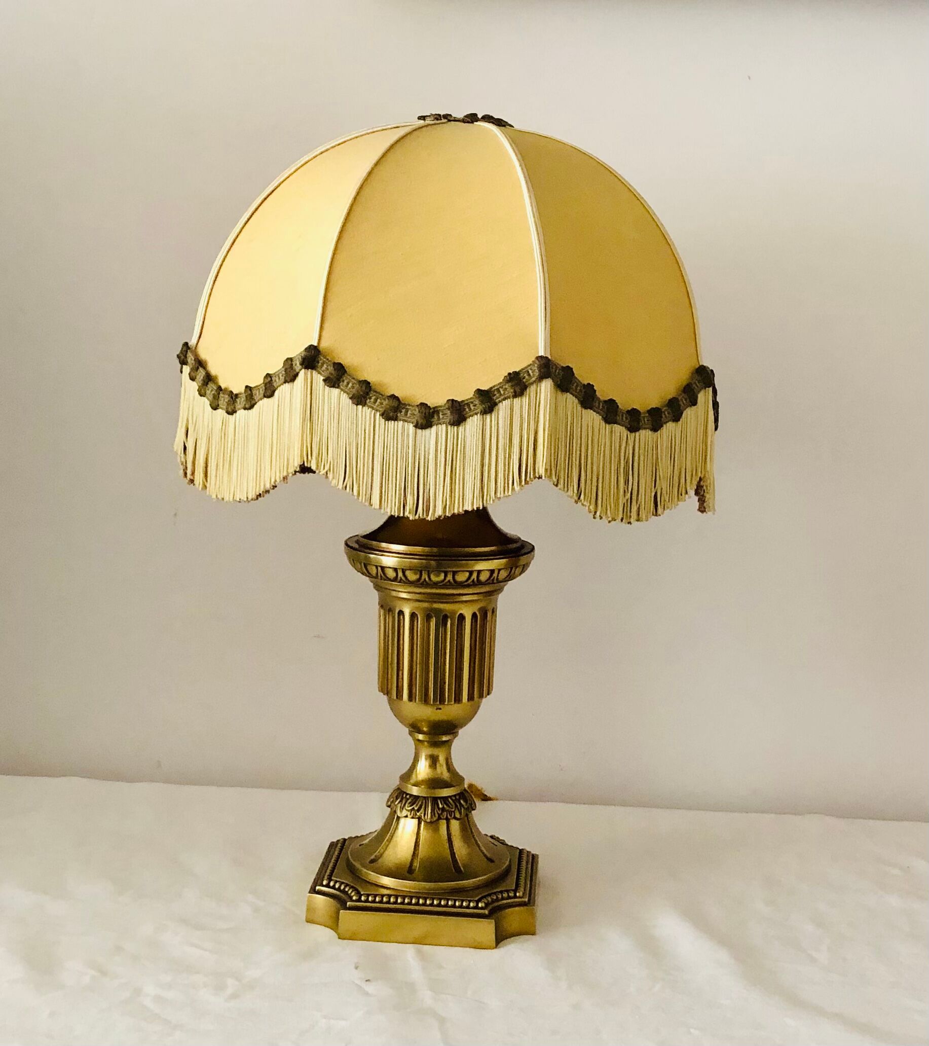 Lamp foot in retro American bronze vintage year 50.