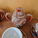 Beautiful Dainan porcelain tea/coffee service - Polychrome porcelain with relief decoration of dragons