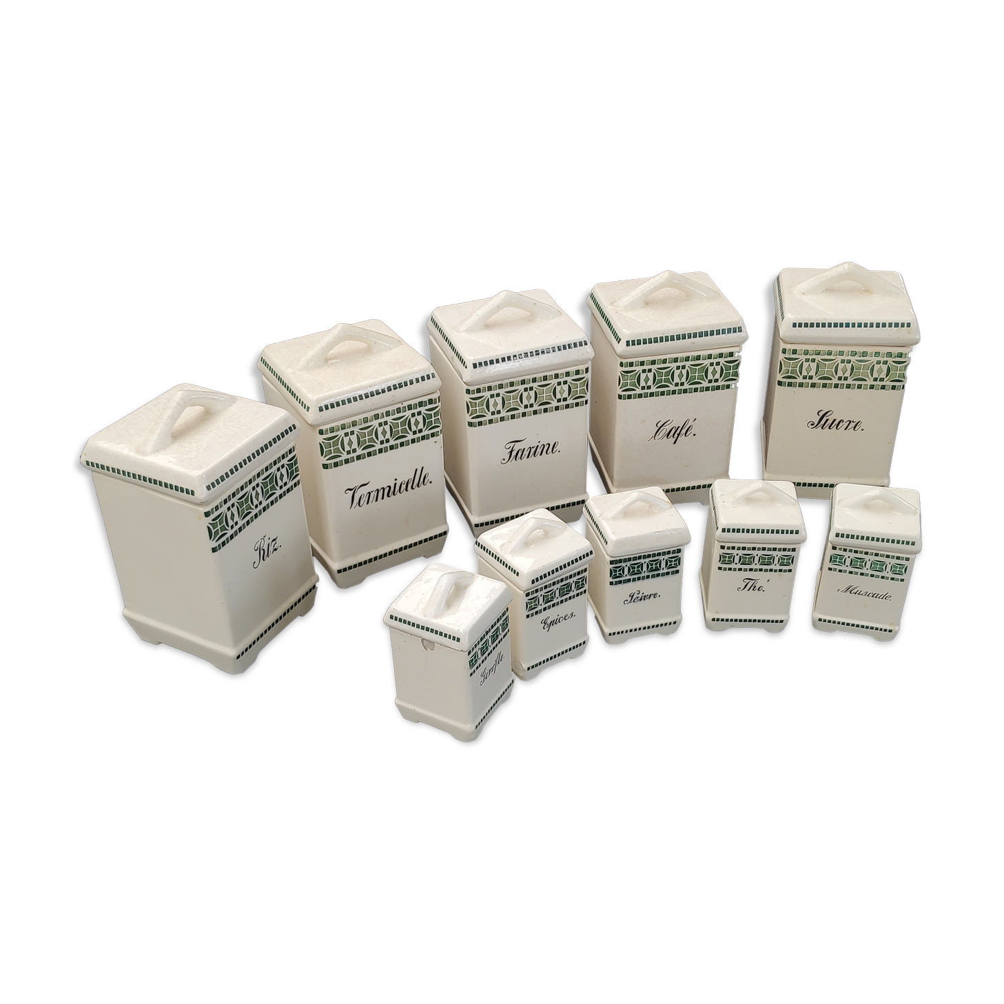 Kitchen pots in earthenware