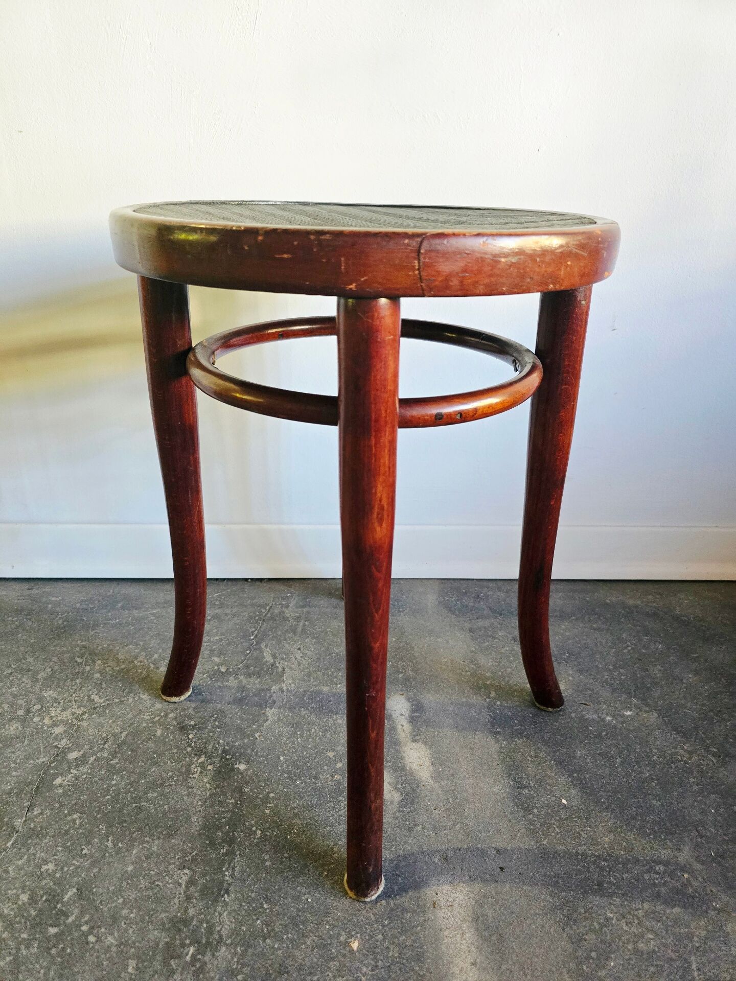 Antique Trieste Bentwood Stool 1920s Österreich Beech Wood Thonet St