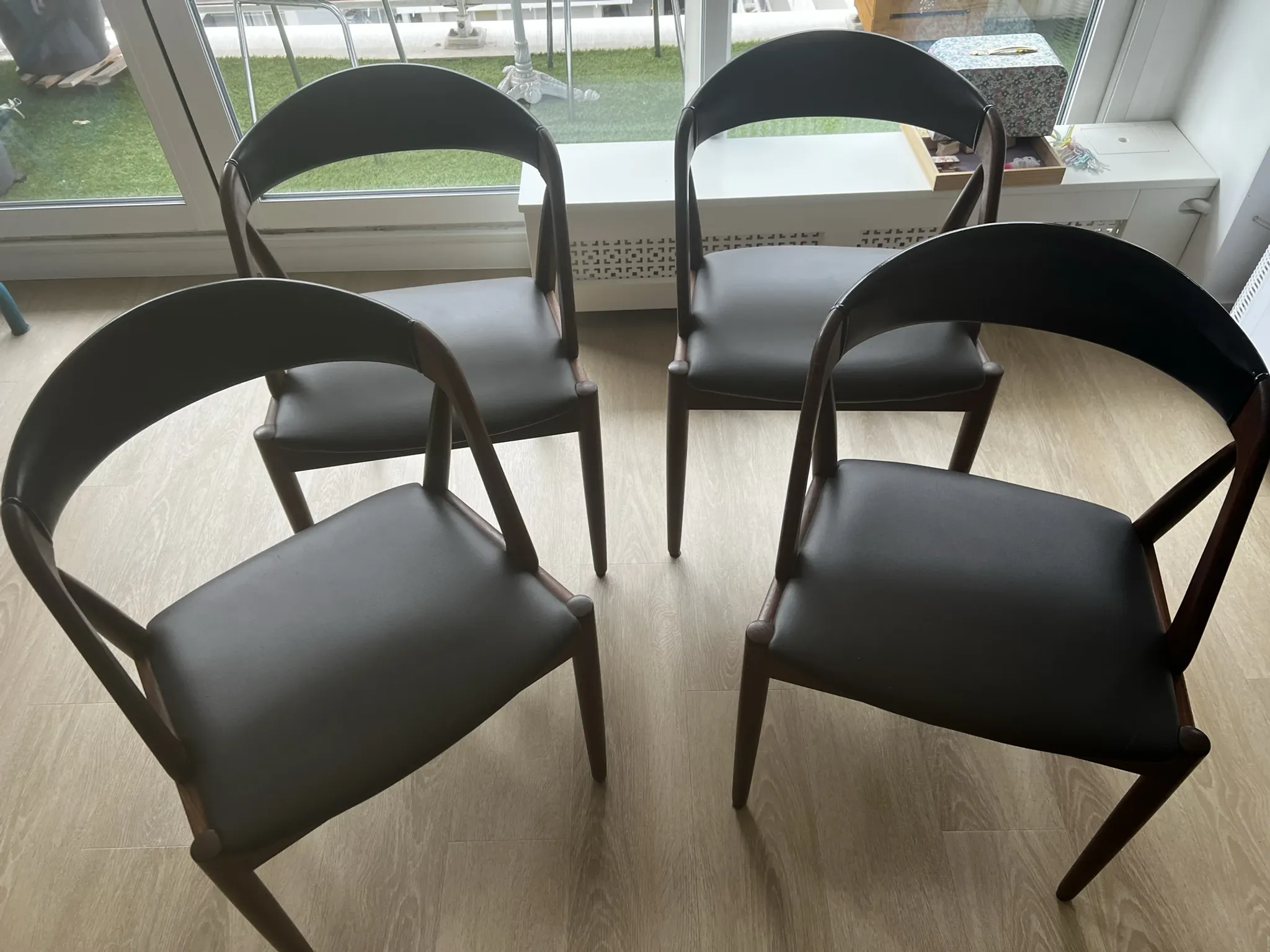 Set of 4 Kai Kristensen model 31 chairs