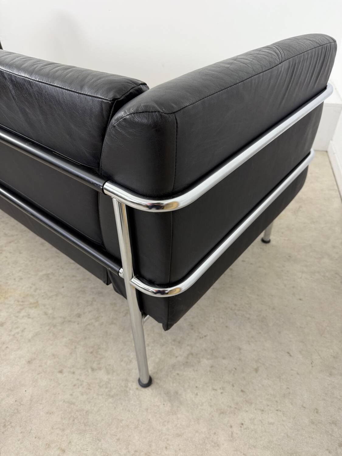 Old 3-seater sofa in tubular and black leather by Kébé, Denmark 1970s