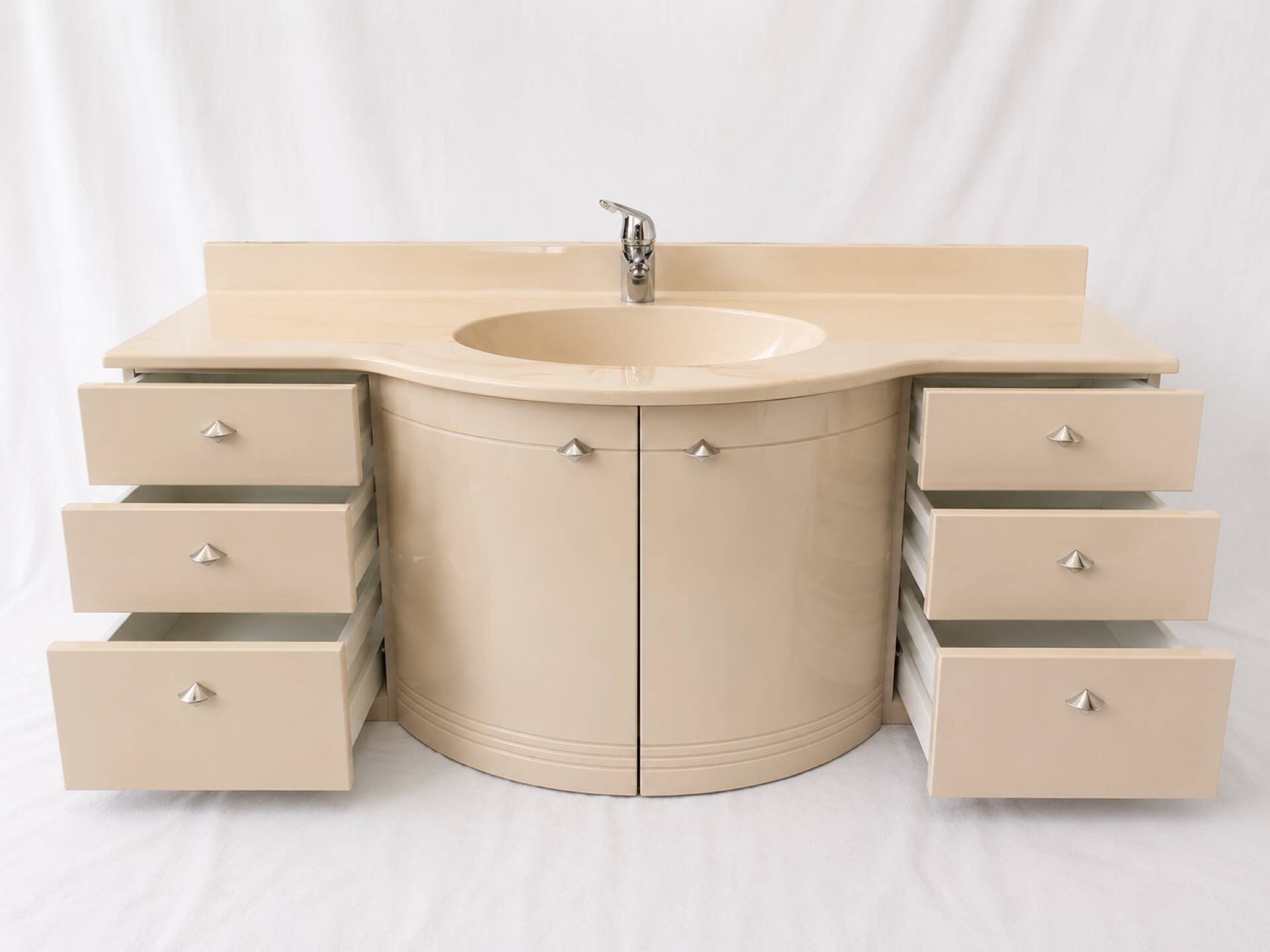 Vintage sculptural cream lacquered vanity unit with marble, 1980s.