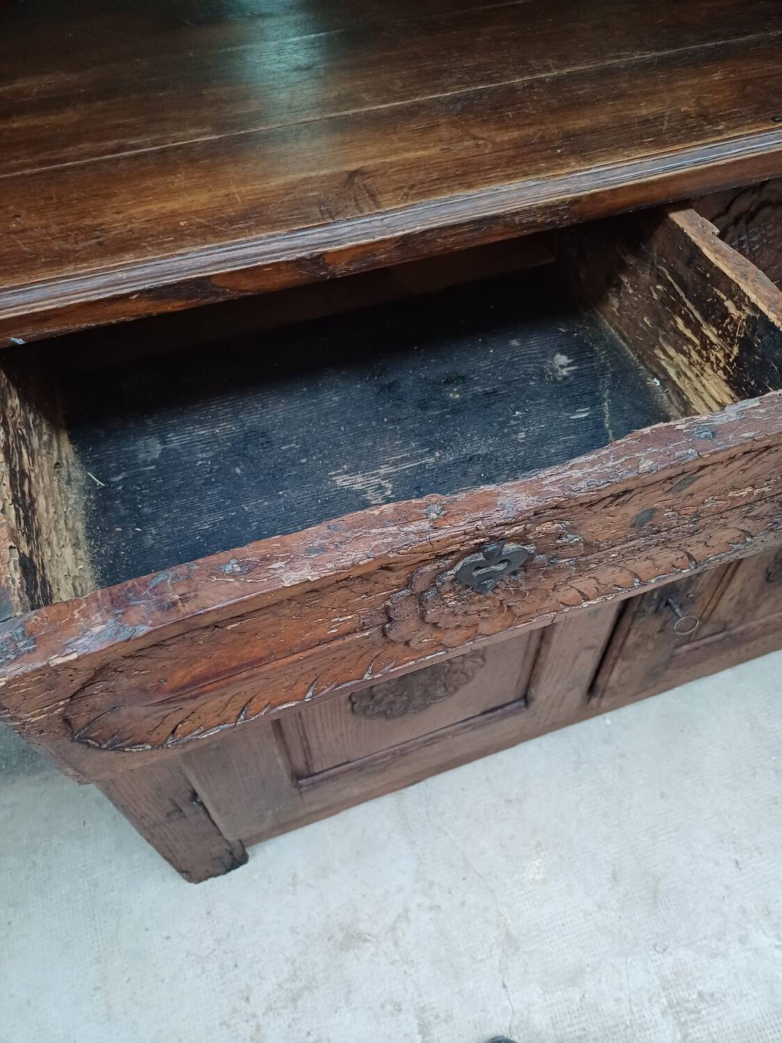 Country sideboard, Lozère, 17th-18th century