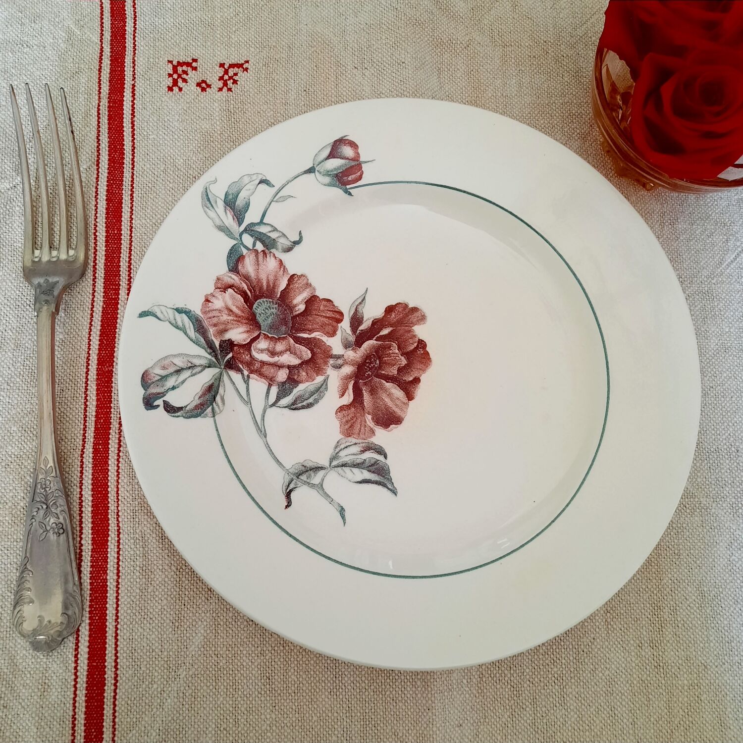 Mismatched flat plates