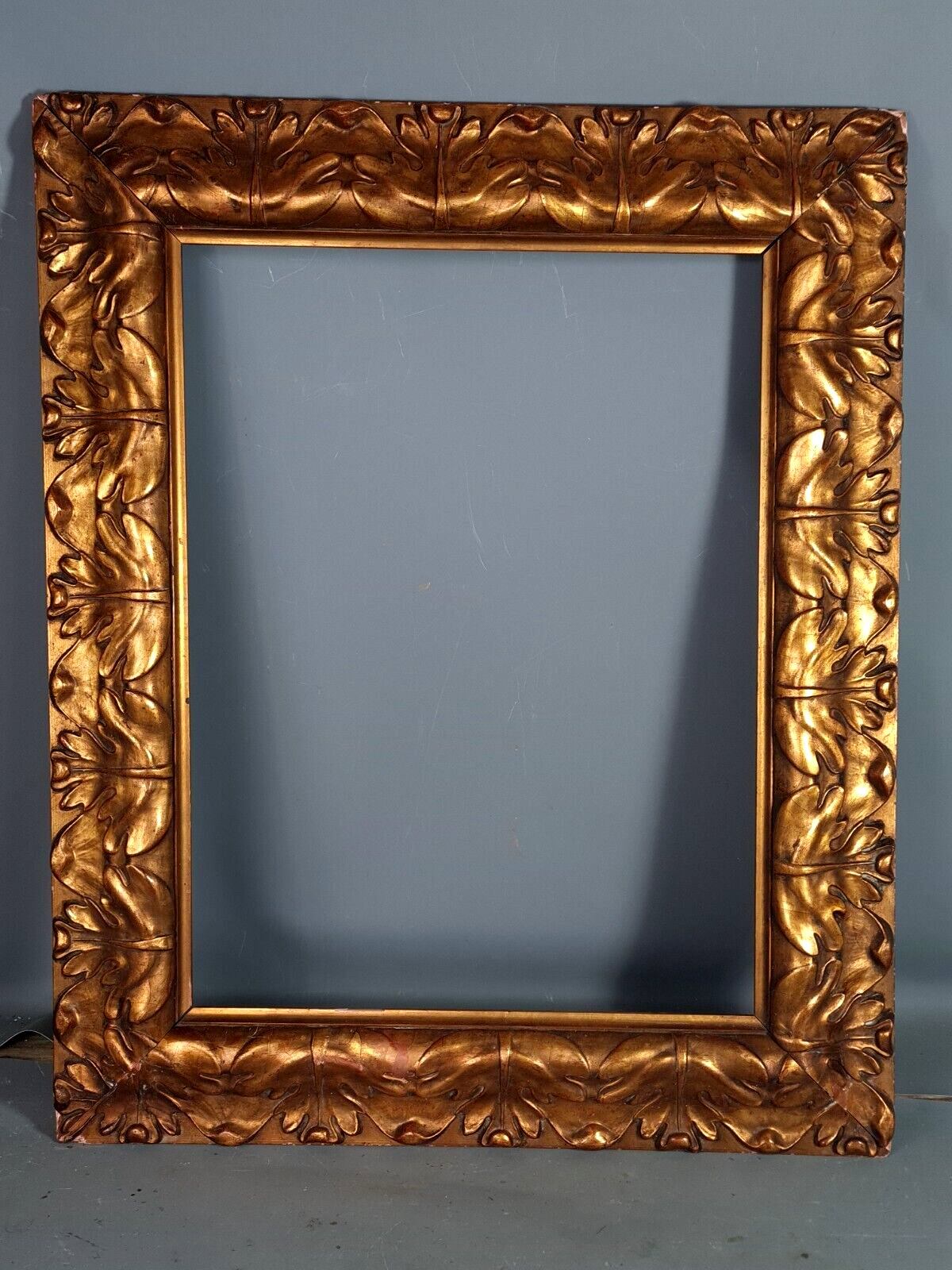 Large frame nineteenth century gilded stucco wood old gold 80x66 foliage 62x47.5 cm SB