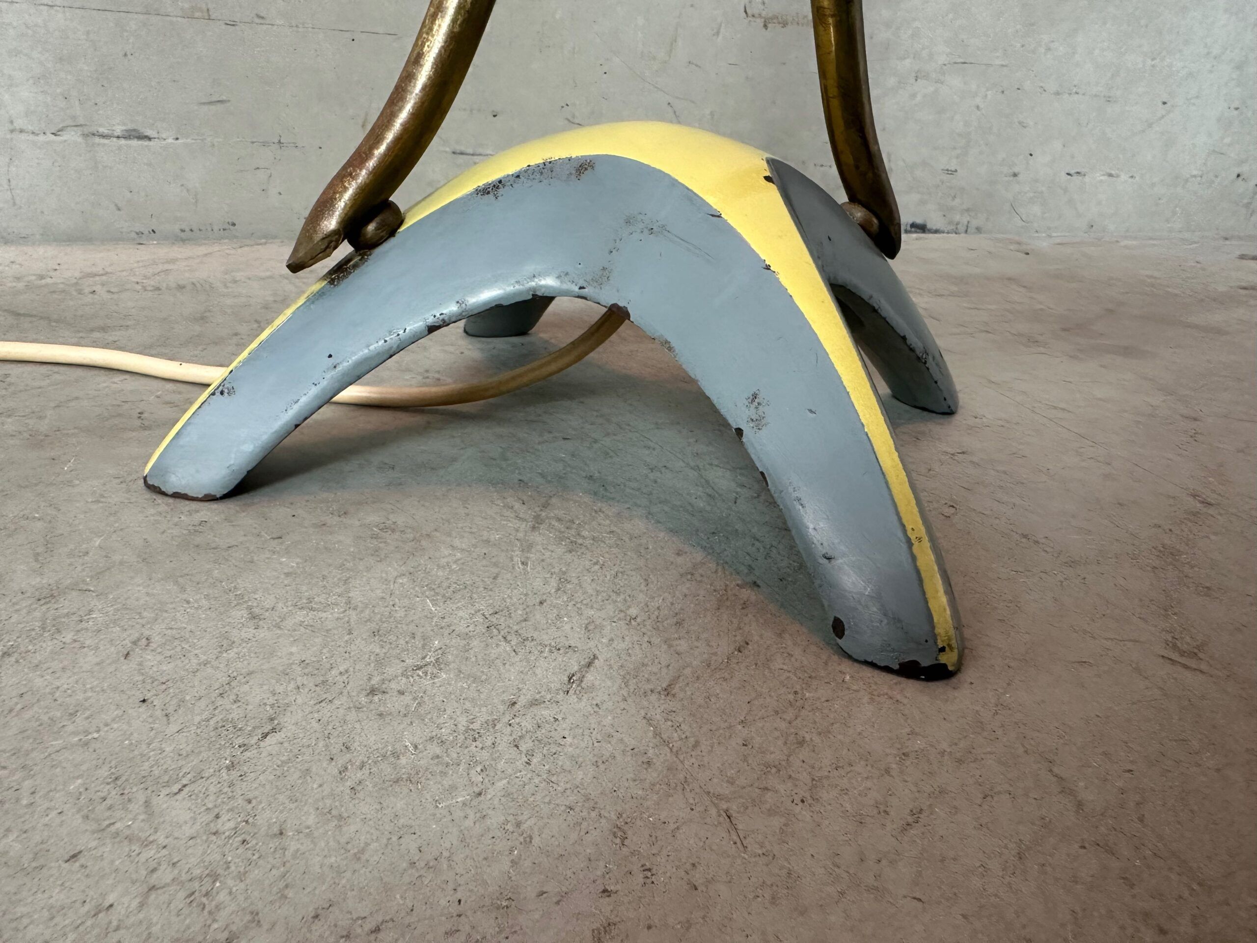 Vintage fiberglass floor lamp – Carl Auböck