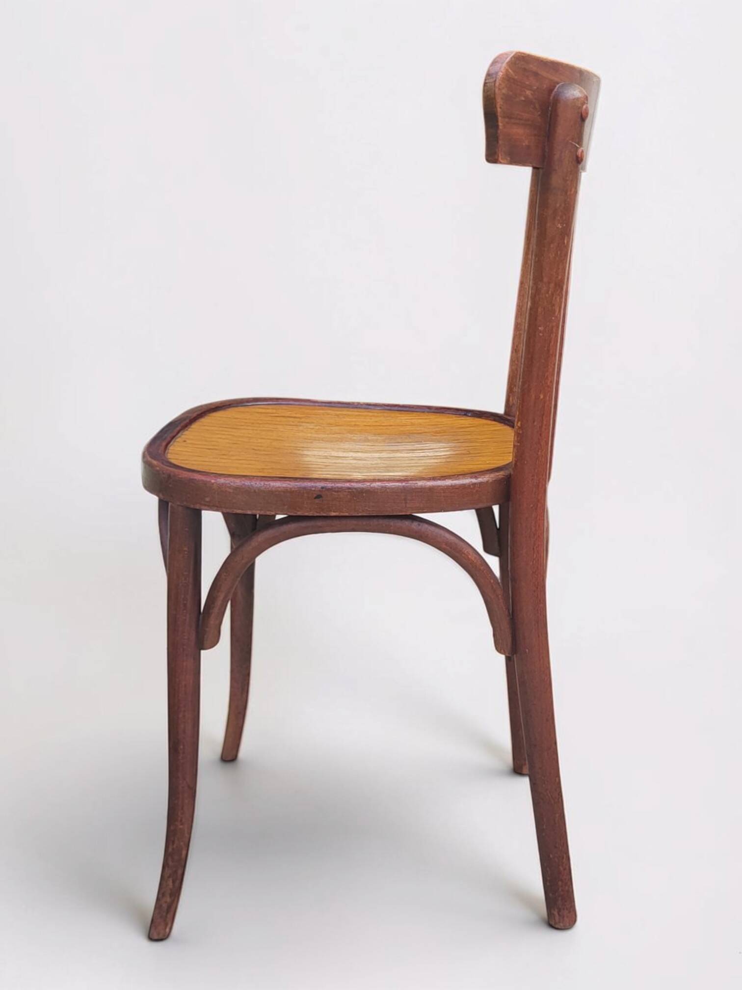 Bentwood bistro chair