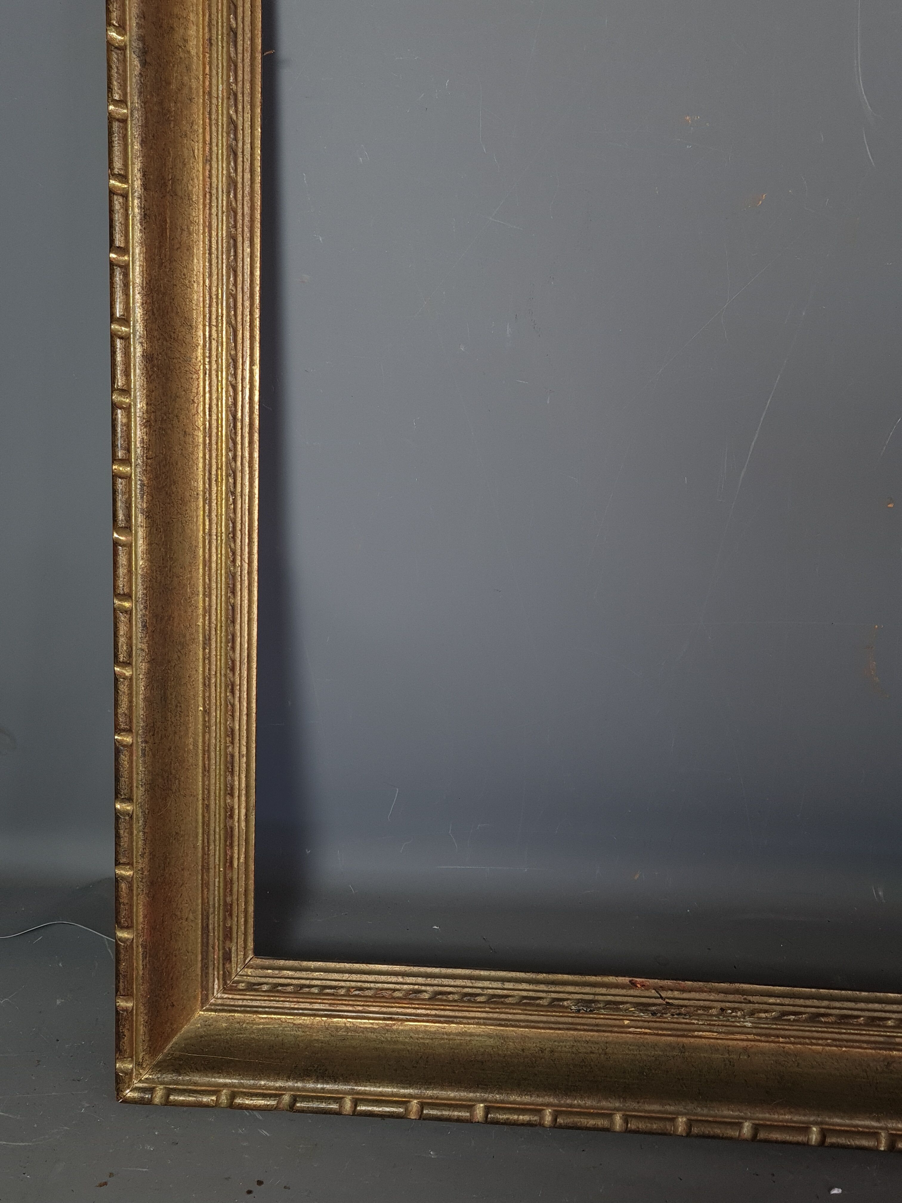 Frame 1930-1950 gilded wood gold leaf 80x68 cm foliage 70x58 cm SB