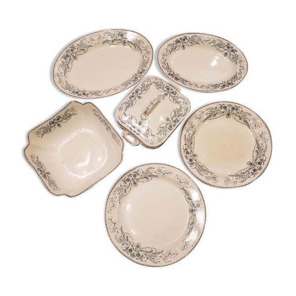 Ensemble de 6 plats Rubis Boch frères