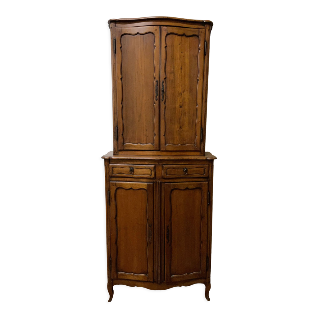 Two bodies by its cherry tree size Selency