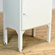 Vintage medicine cabinet, 1970s