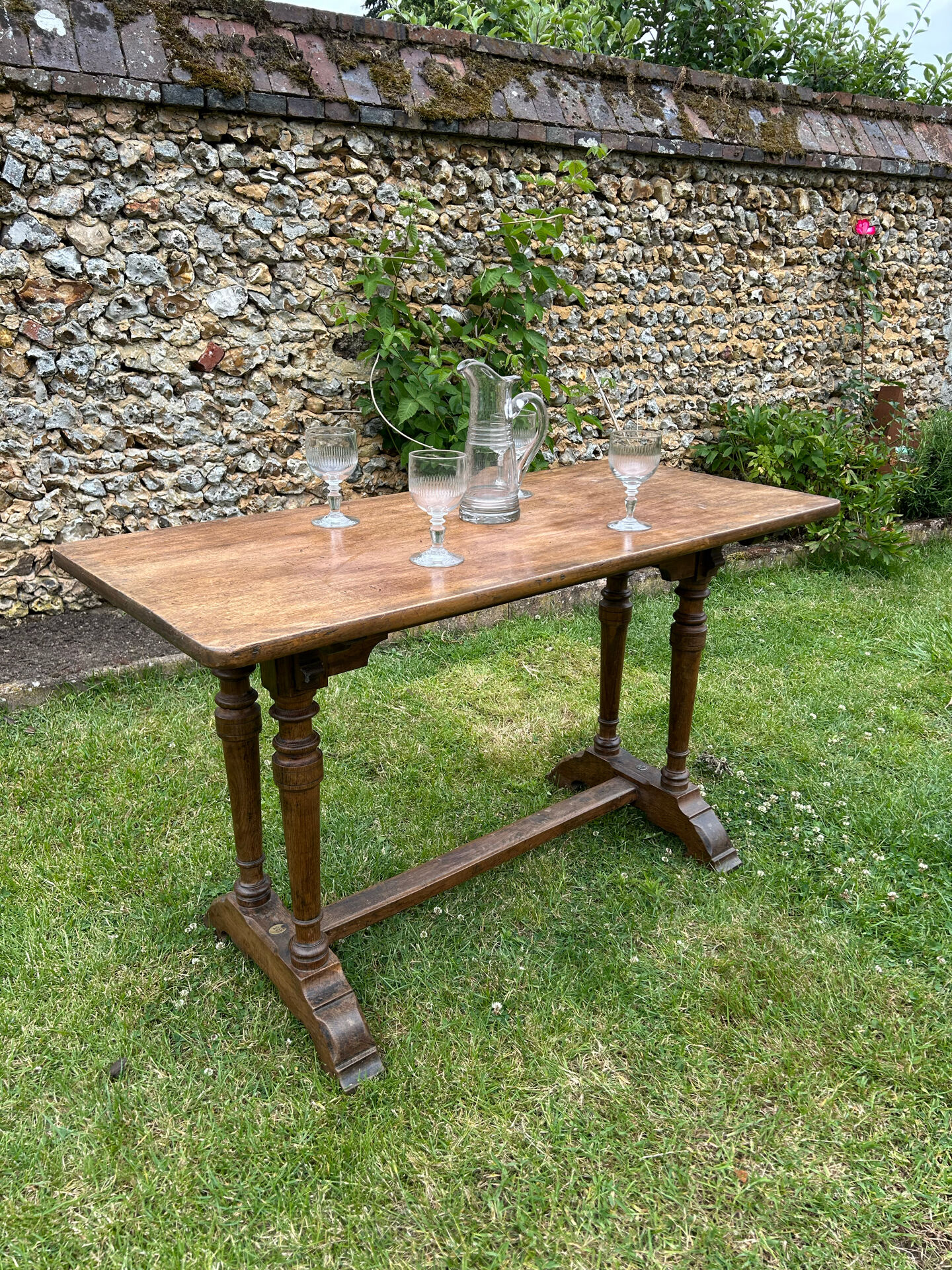 Table de bistrot en bois ancienne