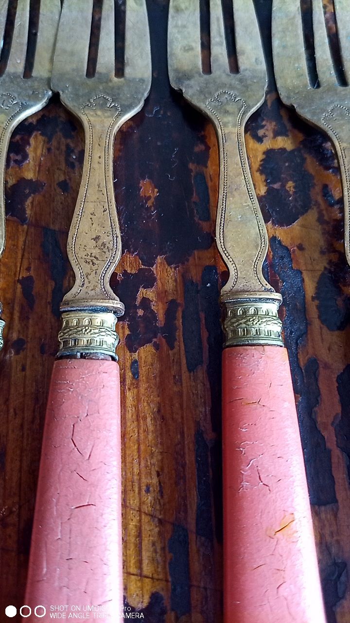 9 brass cake forks - vintage Bakelite handle