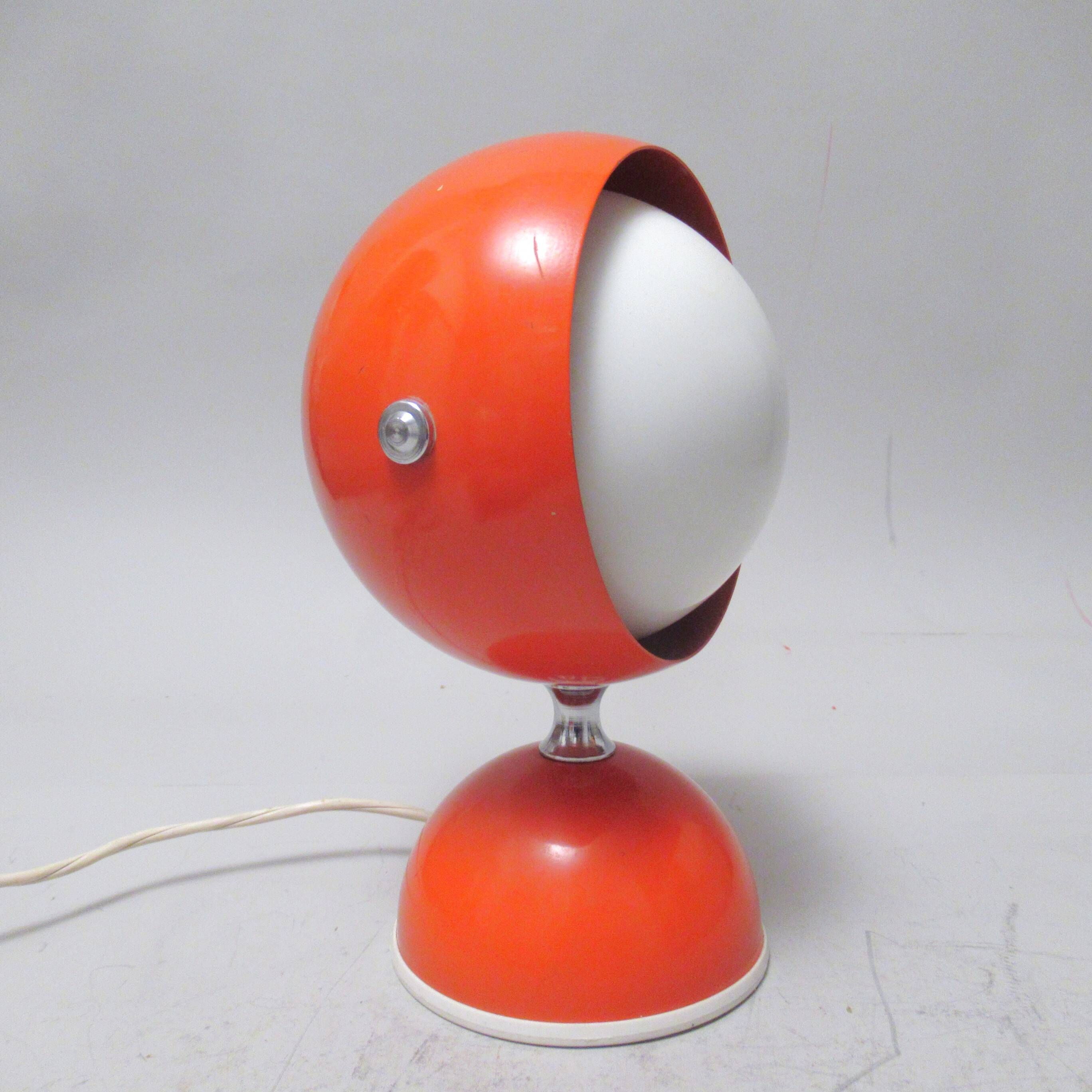 Italian ball lamp from the 1960s