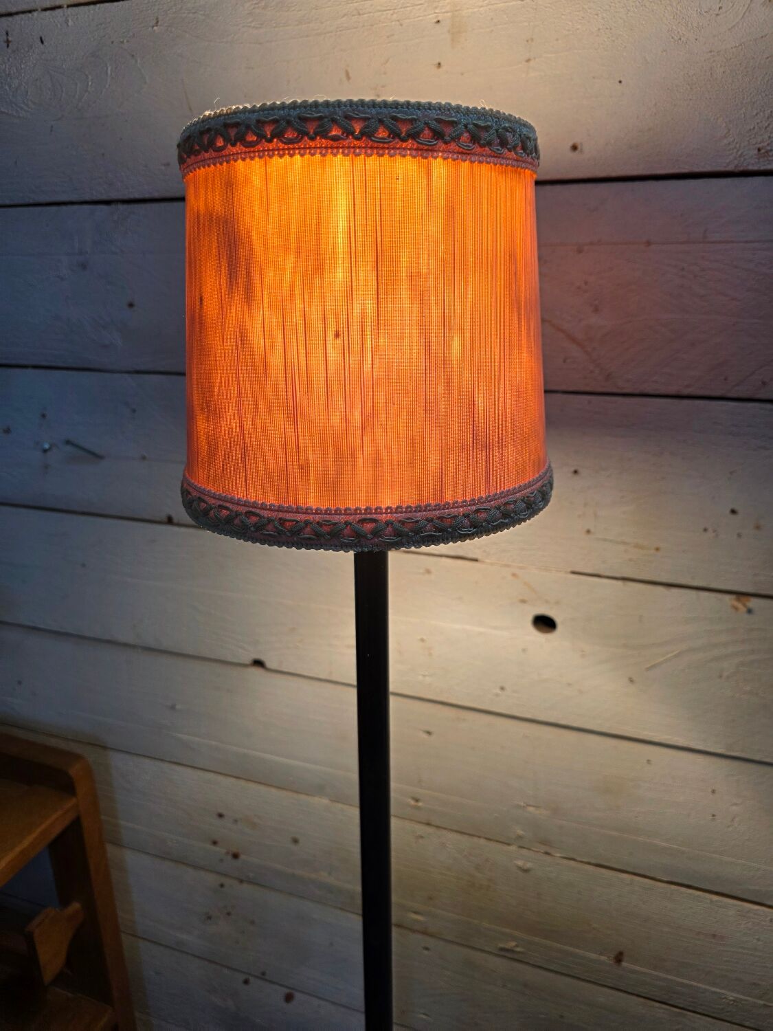 Lampadaire tripode vintage des années 60