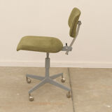 Chaise de bureau pivotante midcentury par Kovona années 1950