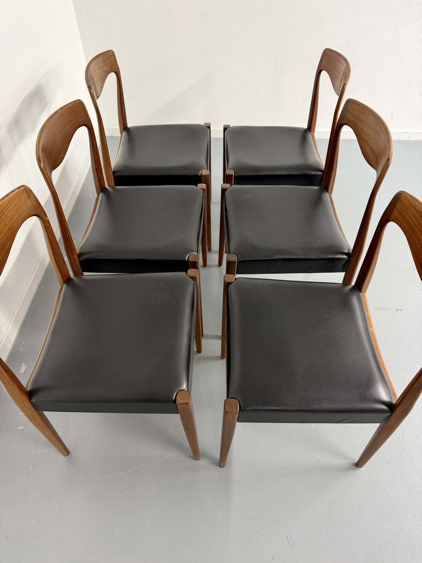 Lot of 6 chairs model 71 Scandinavian design Niels Otto Møller teak an60
