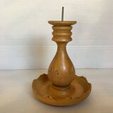 Bougeoir en bois sculpté