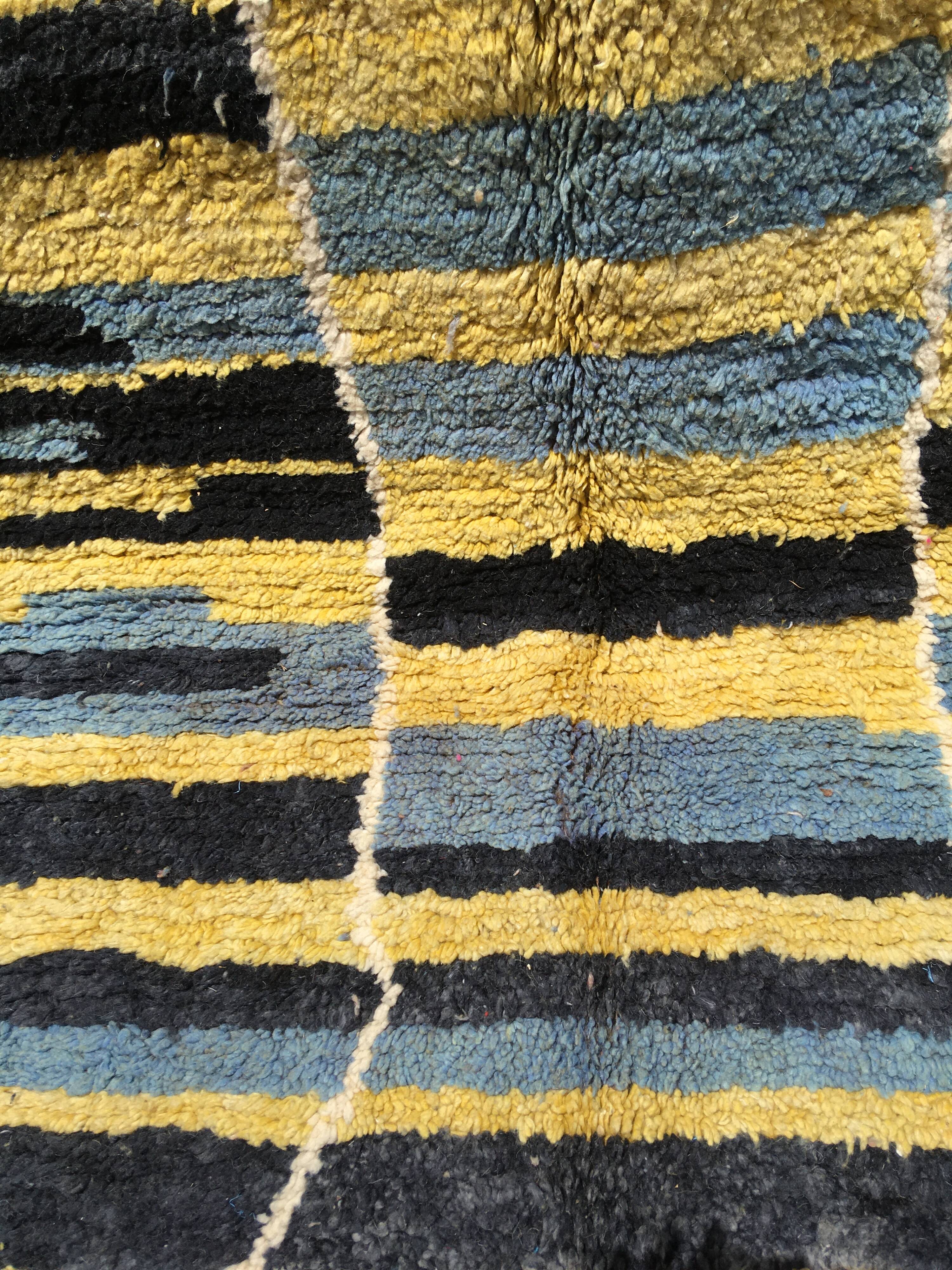 Boujaad Berber rug 247 x 150 cm