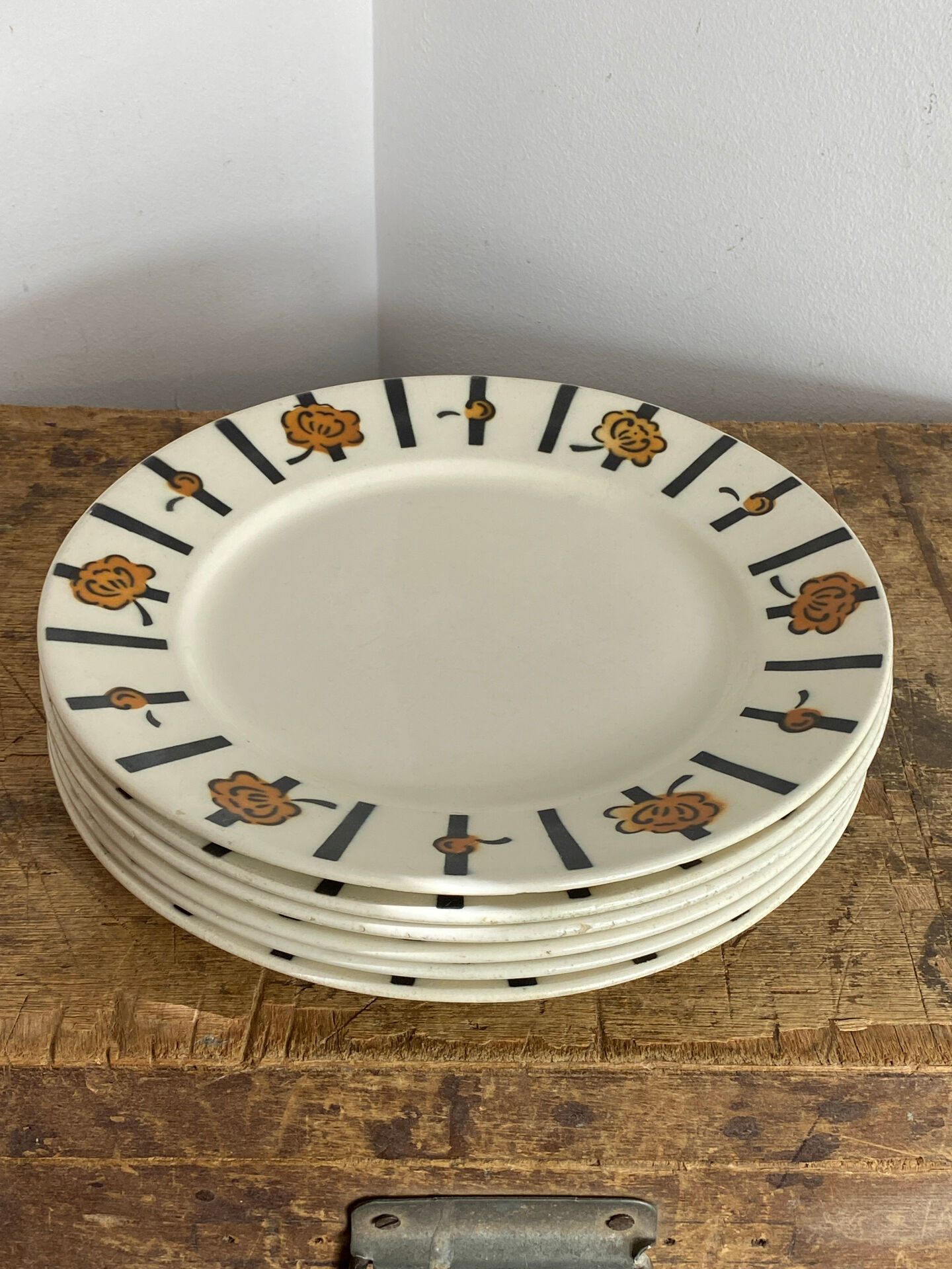 Porcelain plates, Badonviller France