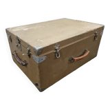 Bertault travel trunk
