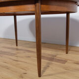 Mid-Century Oval Dining Table in Teak from G-Plan, 1960s
