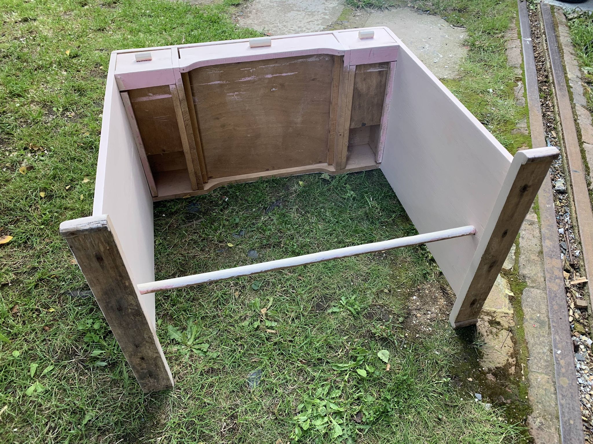 Bureau enfant rose poudré vintage