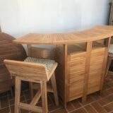 Bar et ses 2 chaises hautes
