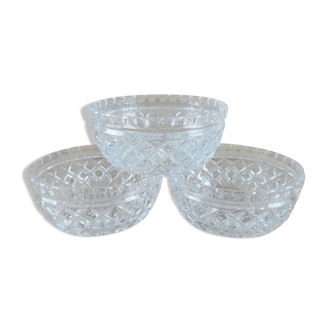 3 coupelles en verre ciselé