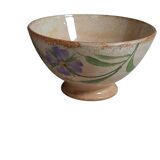 Old bowl in earthenware with floral decoration.
