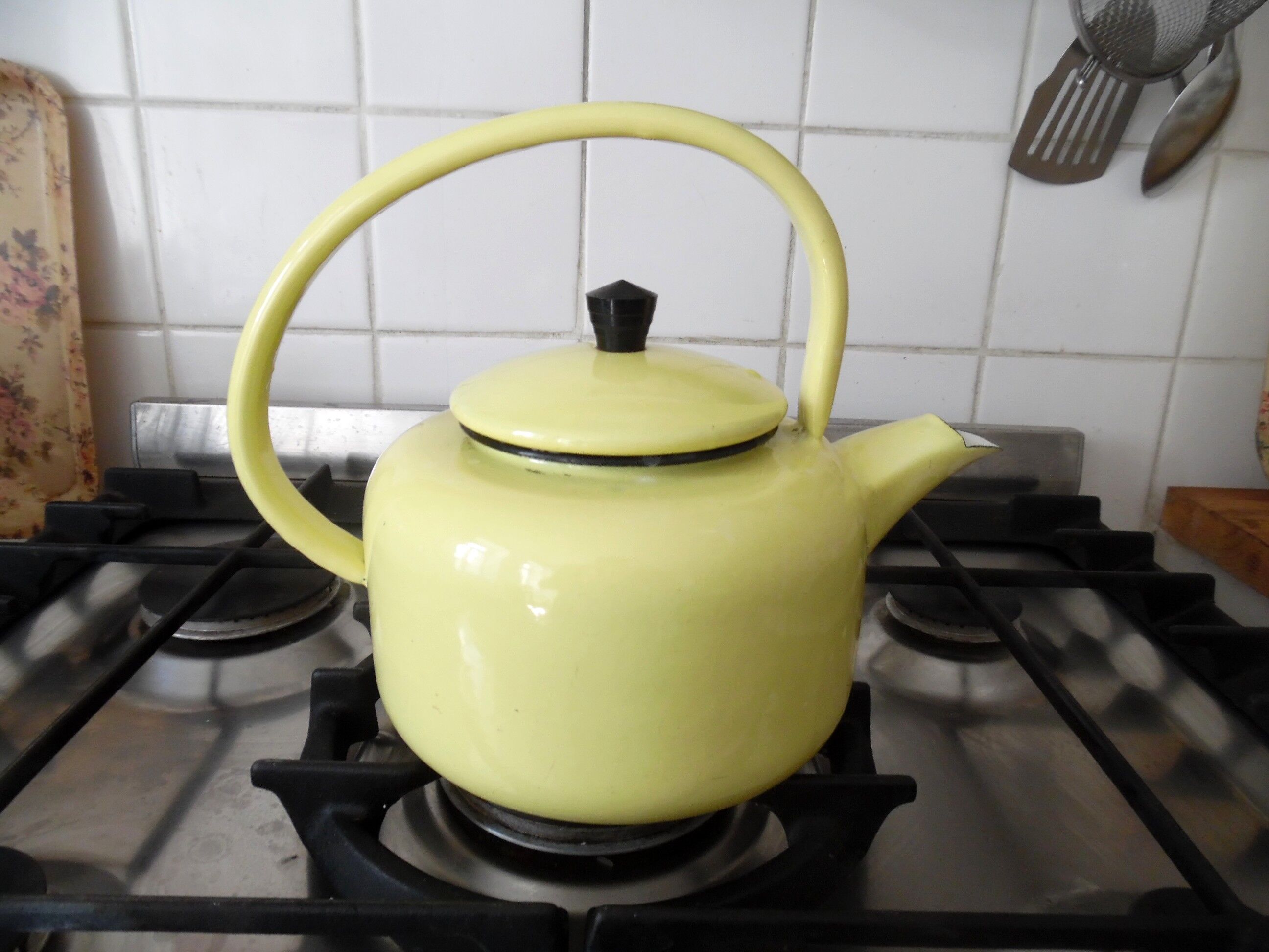 Old kettle of the 1950s