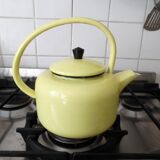 Old kettle of the 1950s