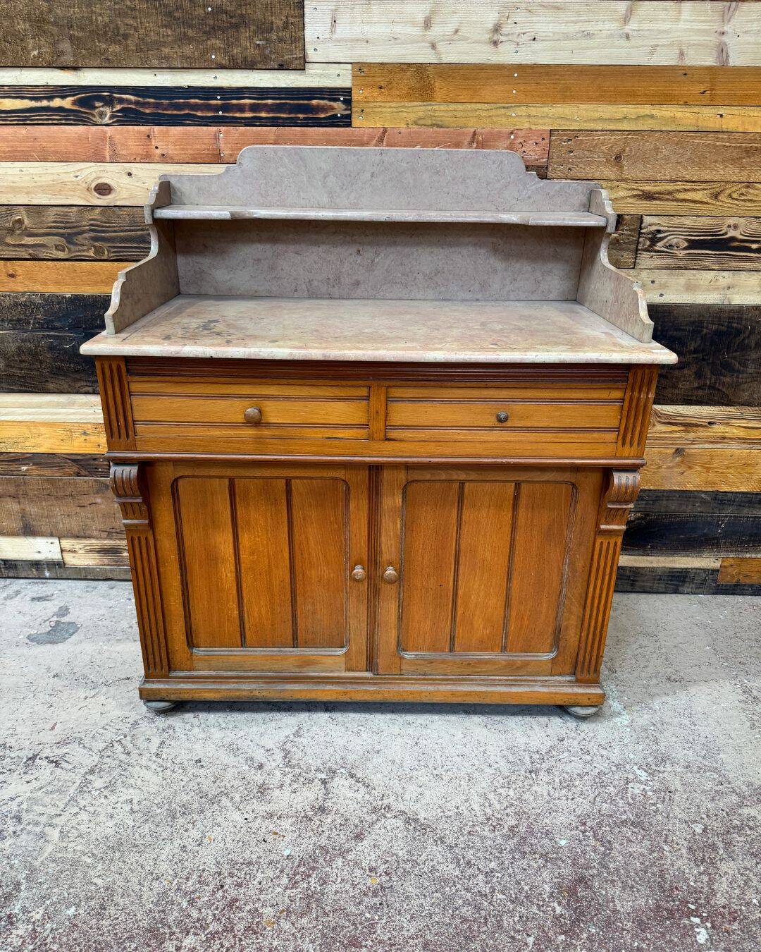 Commode de toilette ancienne