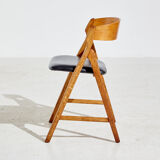 Model 71 oak dining chair by Henning Kjærnulf for Boltings